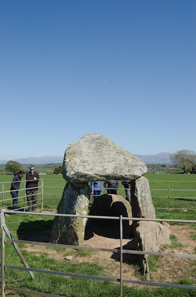 Photo of Bodowyr burial chamber on Anglesey
