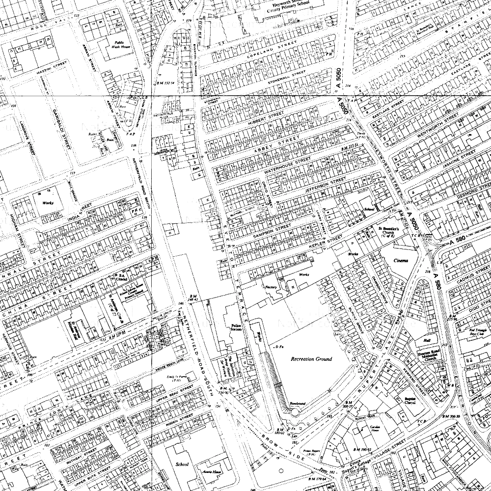 Extract from the 1964 Ordnance Survey map. Holes have appeared in the formerly dense fabric of Everton township